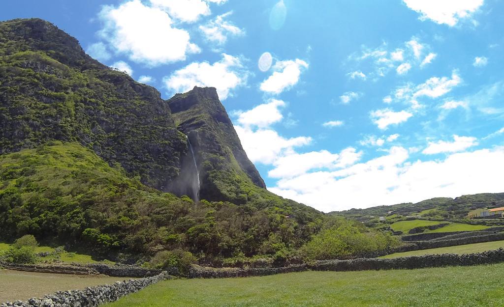 Casas Da Cascata Villa Lajes das Flores Стая снимка