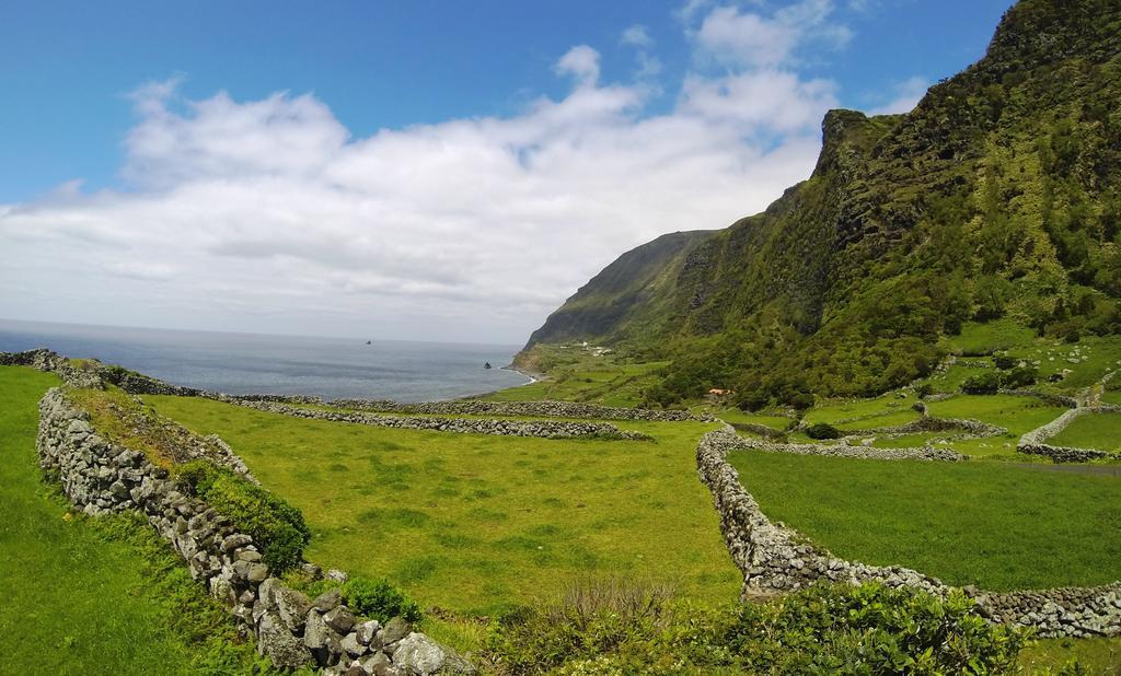 Casas Da Cascata Villa Lajes das Flores Стая снимка