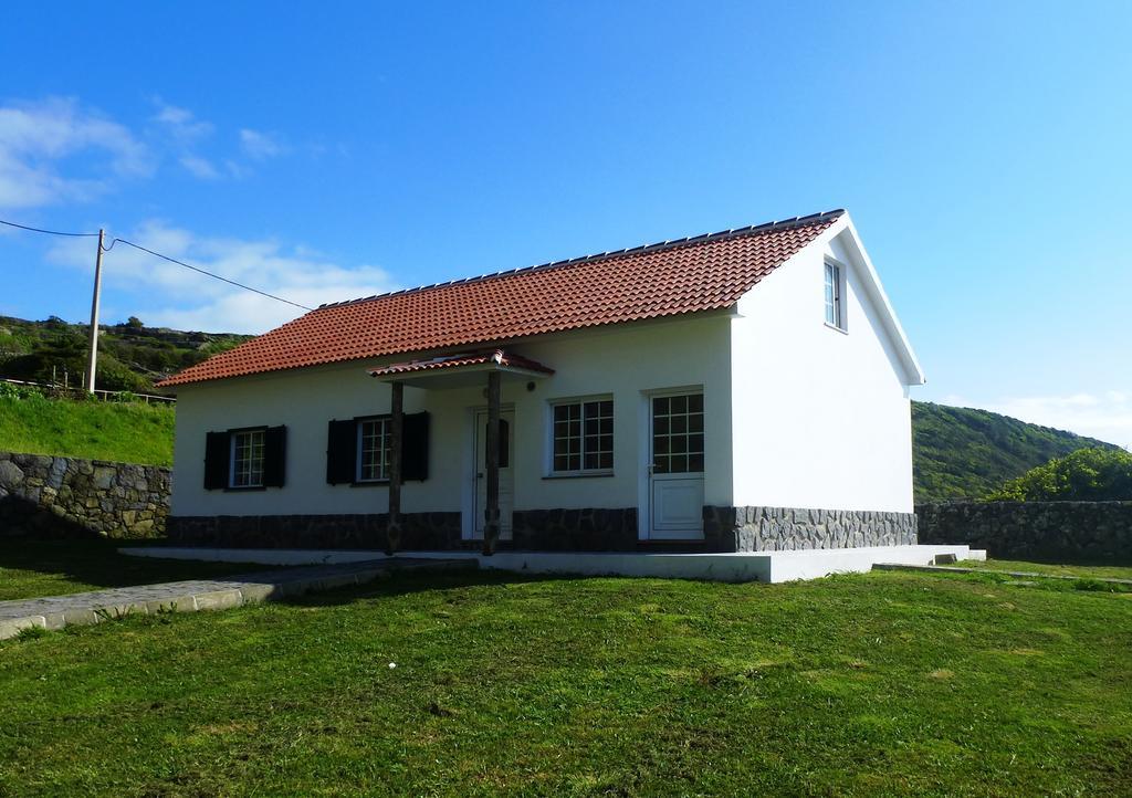 Casas Da Cascata Villa Lajes das Flores Стая снимка