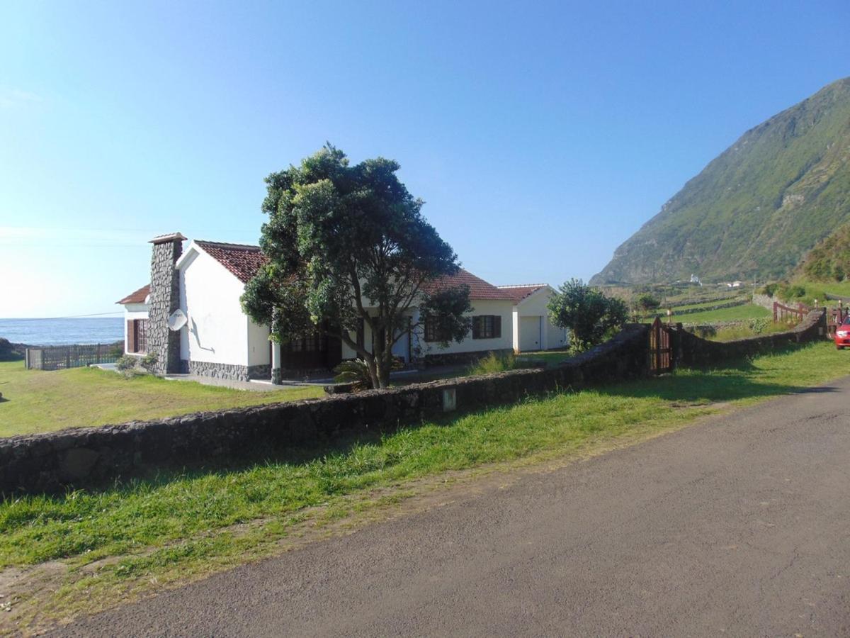 Casas Da Cascata Villa Lajes das Flores Екстериор снимка