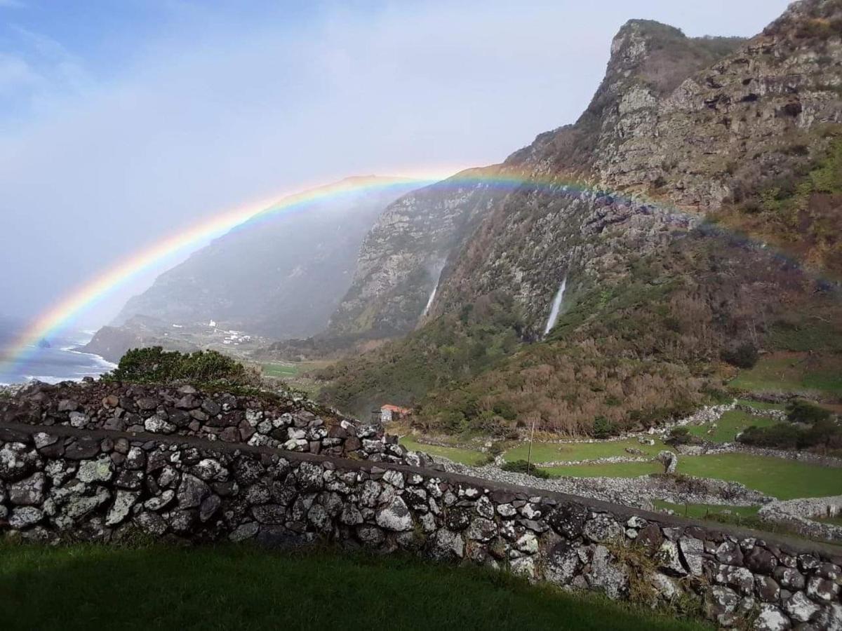 Casas Da Cascata Villa Lajes das Flores Екстериор снимка